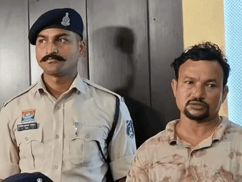 बिलासपुर में STF की दबिश, 19 साल से रह रहा संदिग्ध बांग्लादेशी नागरिक हिरासत में