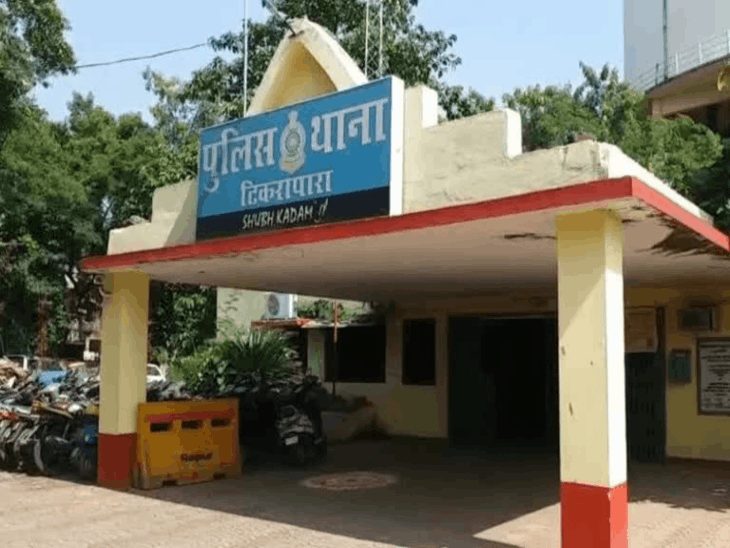 रायपुर के कमल विहार में गाड़ी खड़ी करने के विवाद में होटल कारोबारी से मारपीट, तीन आरोपी हिरासत में