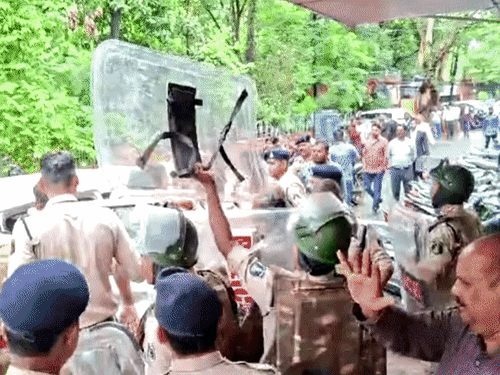 बिलासपुर हिंसा के मुख्य आरोपी राम सिंह ठाकुर मध्यप्रदेश से गिरफ्तार, कोर्ट में पेश कर जेल भेजा