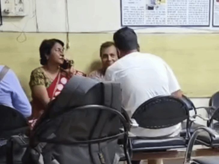 CGPSC भर्ती घोटाला: जेल में बंद टामन सिंह सोनवानी को मेकाहारा में कथित VIP ट्रीटमेंट, बिना हथकड़ी का वीडियो वायरल