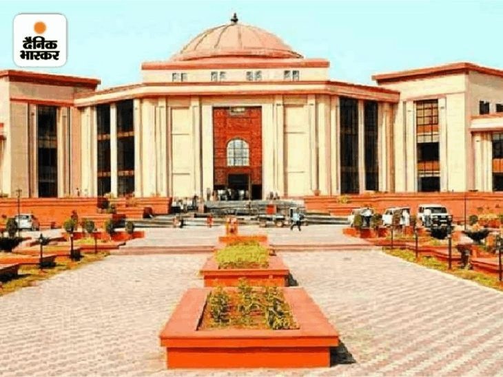हाईकोर्ट ने CGPSC मेंस रिजल्ट और उत्तर पुस्तिका पुनर्मूल्यांकन की मांग वाली याचिकाएं खारिज कीं