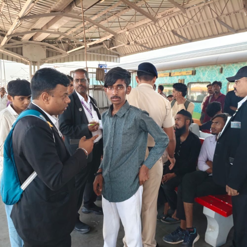 हथबंद स्टेशन पर एंबुश टिकट चेकिंग अभियान, 191 मामले पकड़े, रेलवे को 1.12 लाख का राजस्व