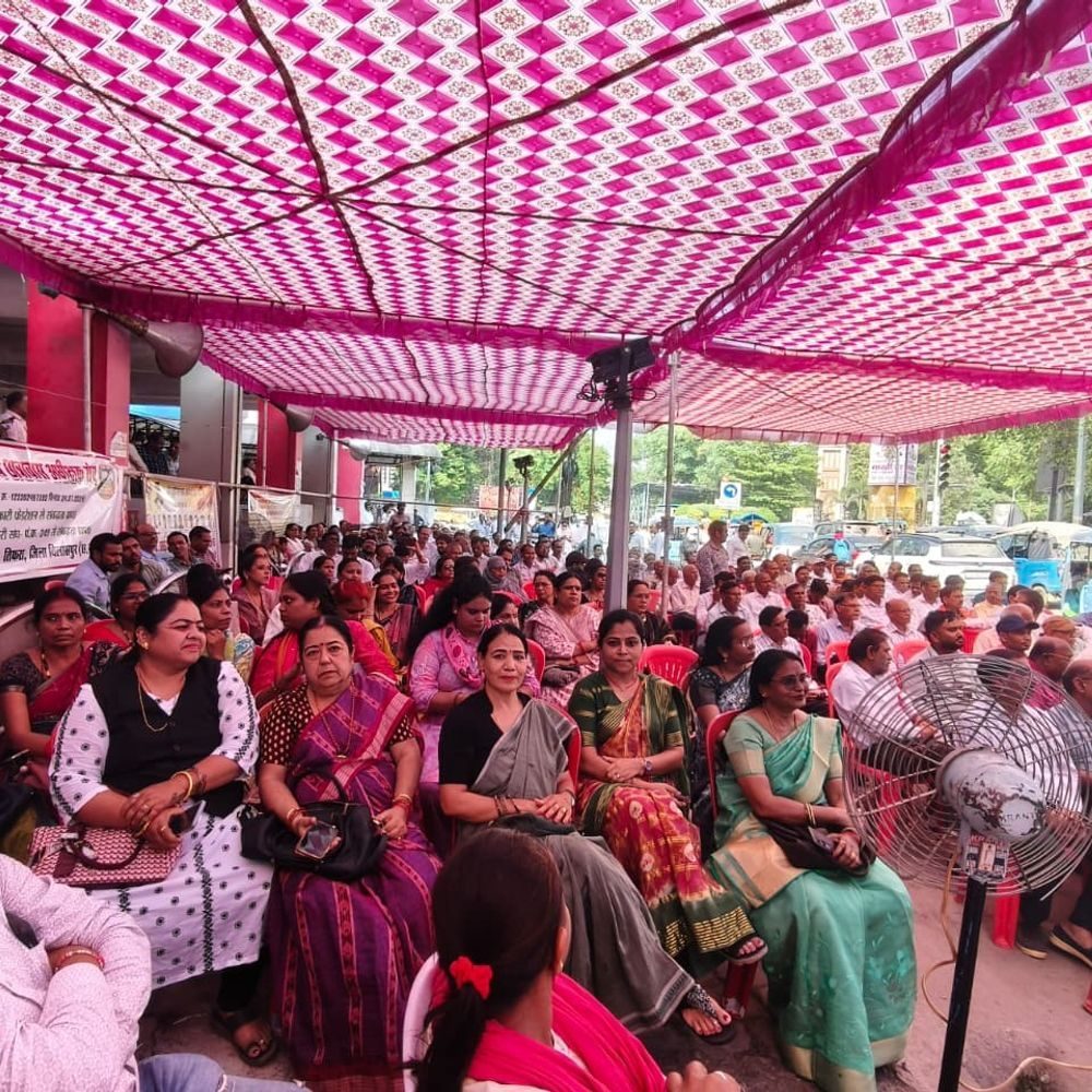 बिलासपुर में सरकारी कर्मचारियों का प्रदर्शन, 'मोदी की गारंटी' का लाभ न मिलने का आरोप