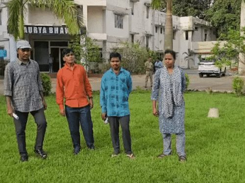 बस्तर में 8 पूर्व नक्सलियों ने छत्तीसगढ़ ओपन स्कूल से 10वीं पास की, दो ने हासिल किया प्रथम श्रेणी